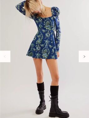 Selkie London Dress Mini in Cassiopeia